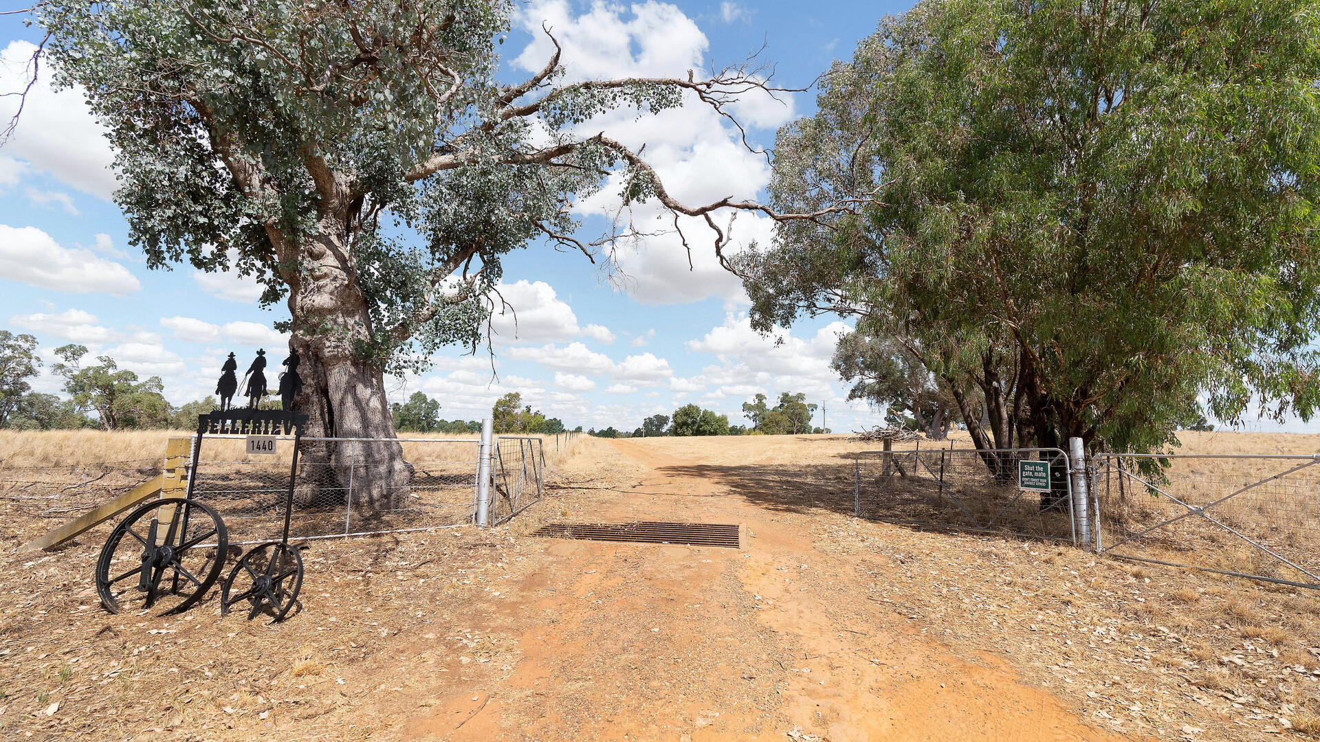 1440 The Rock-Mangoplah Road, Mangoplah NSW 2652 - photo 2