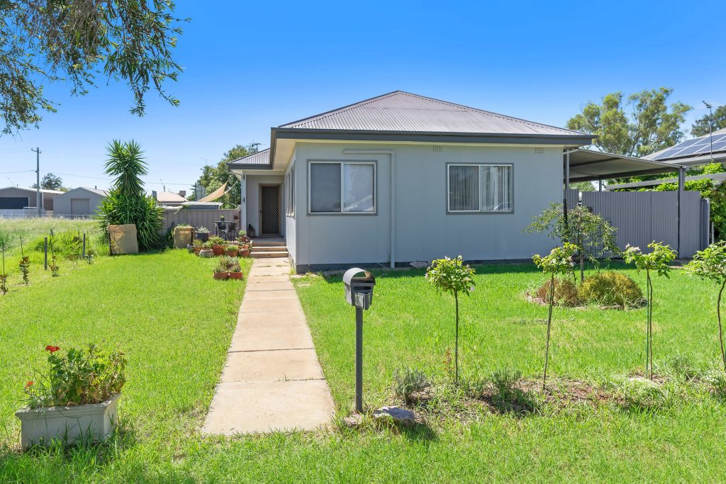 40 Progress Street, Yanco NSW 2703 - McGrath Riverina