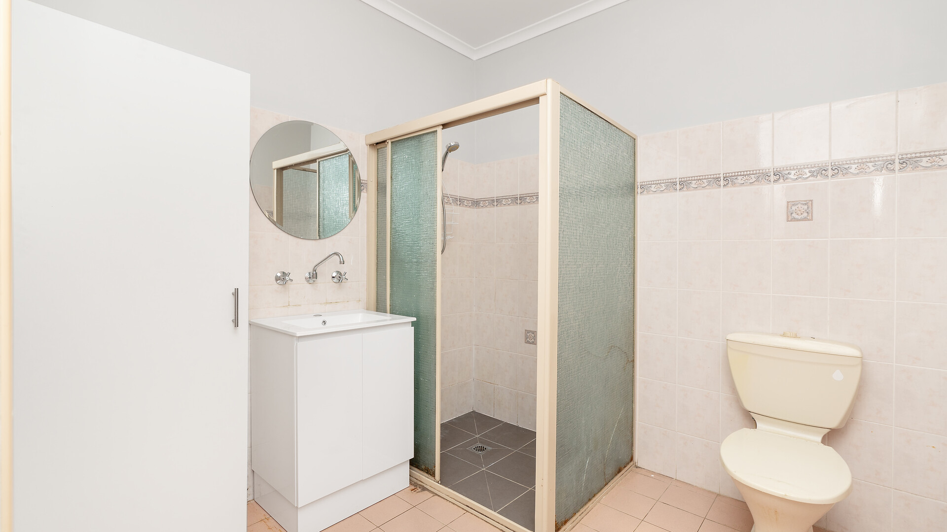 17 Elberta Street, Leeton NSW 2705 - photo 12