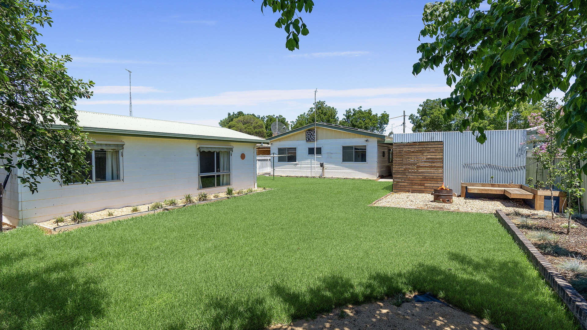 17 Elberta Street, Leeton NSW 2705 - photo 15