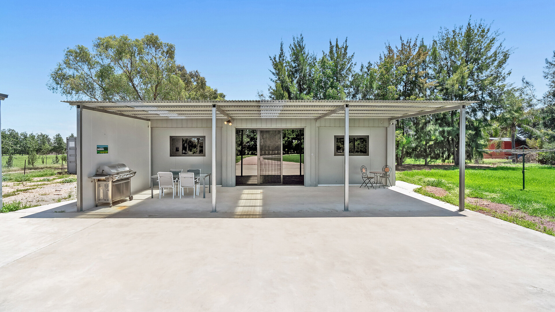 17 Lansdowne Road, Leeton NSW 2705 - photo 2