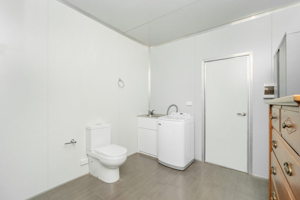 17 Lansdowne Road, Leeton NSW 2705 - photo 12