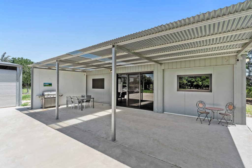 17 Lansdowne Road, Leeton NSW 2705 - photo 3