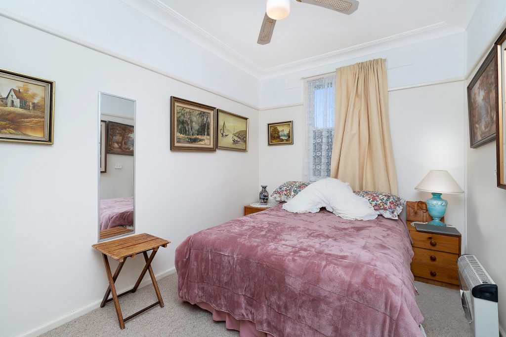 10 Gum Street, Leeton NSW 2705 - photo 11