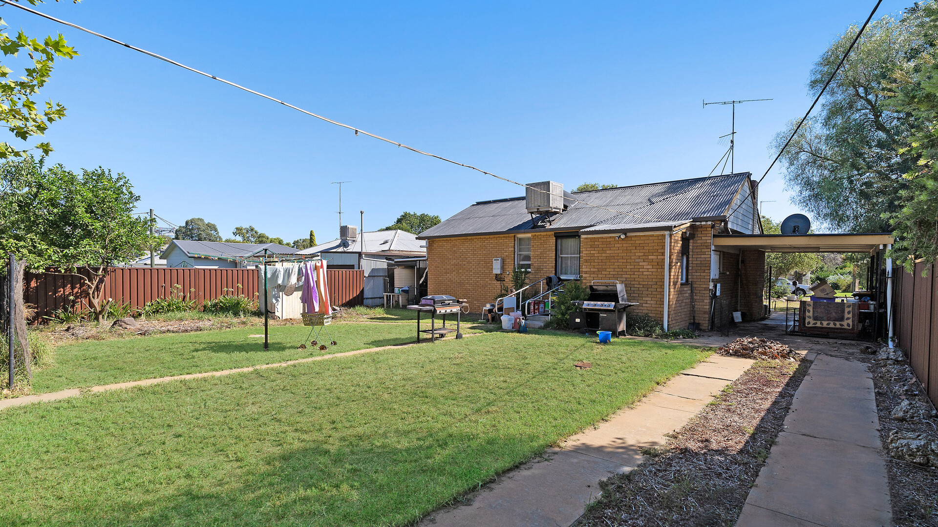 10 Gum Street, Leeton NSW 2705 - photo 14