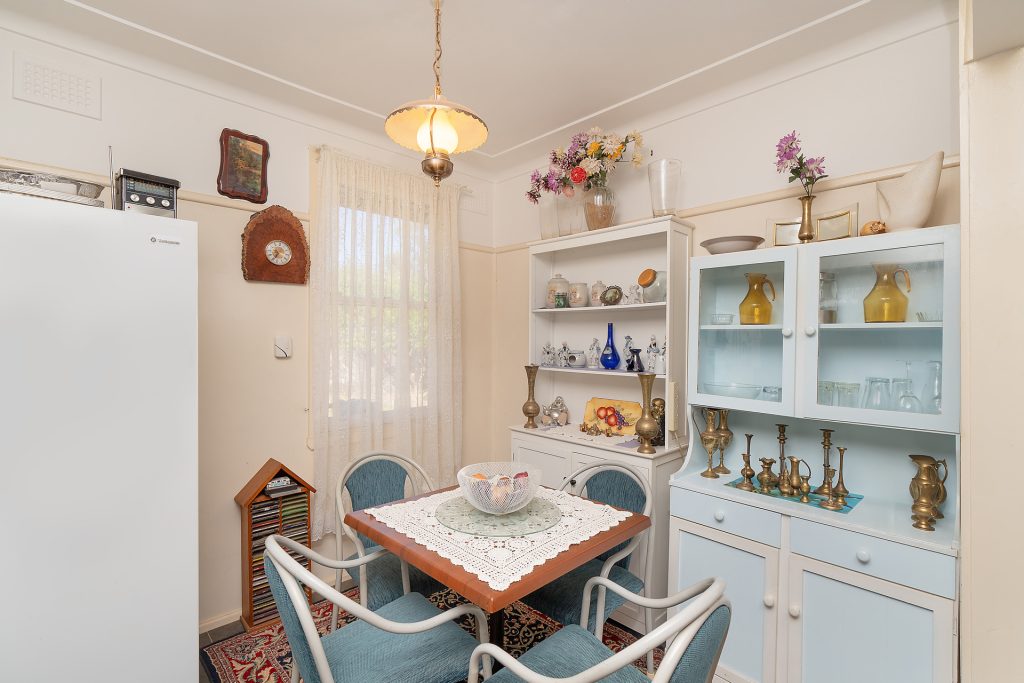 10 Gum Street, Leeton NSW 2705 - photo 6