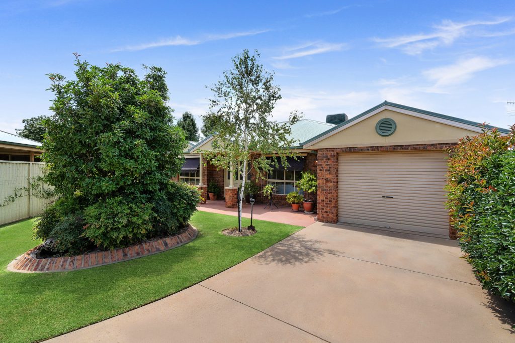 2/27 Teramo Street, Leeton NSW 2705 - photo 3