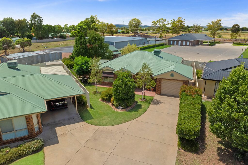 2/27 Teramo Street, Leeton NSW 2705 - photo 26