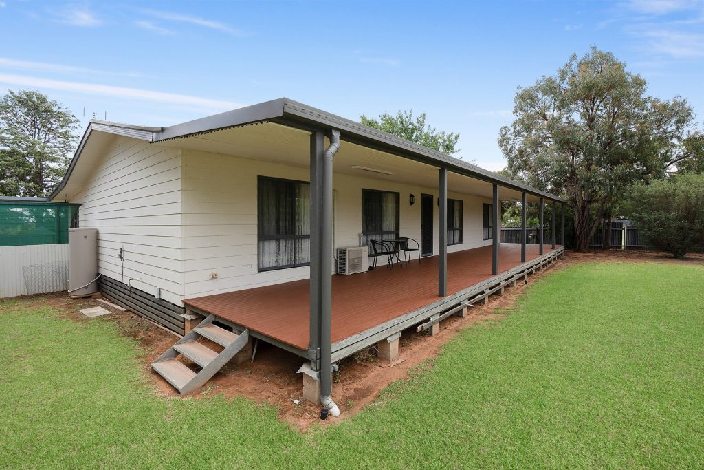 38 Old School Road, Narrandera NSW 2700 - photo 2