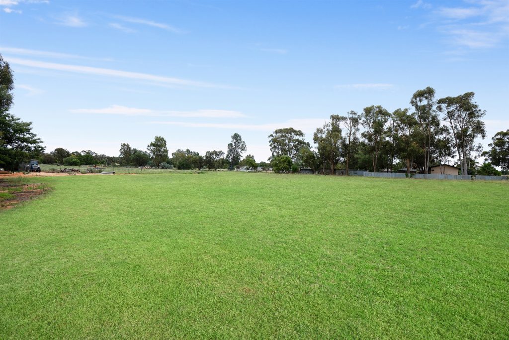 38 Old School Road, Narrandera NSW 2700 - photo 20