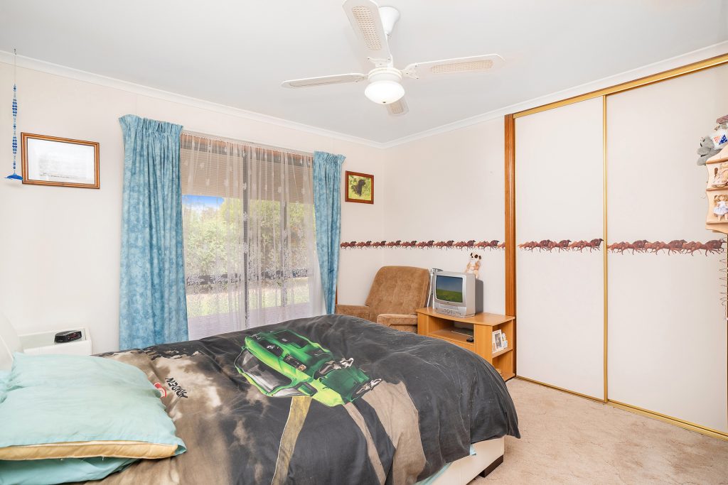 38 Old School Road, Narrandera NSW 2700 - photo 10