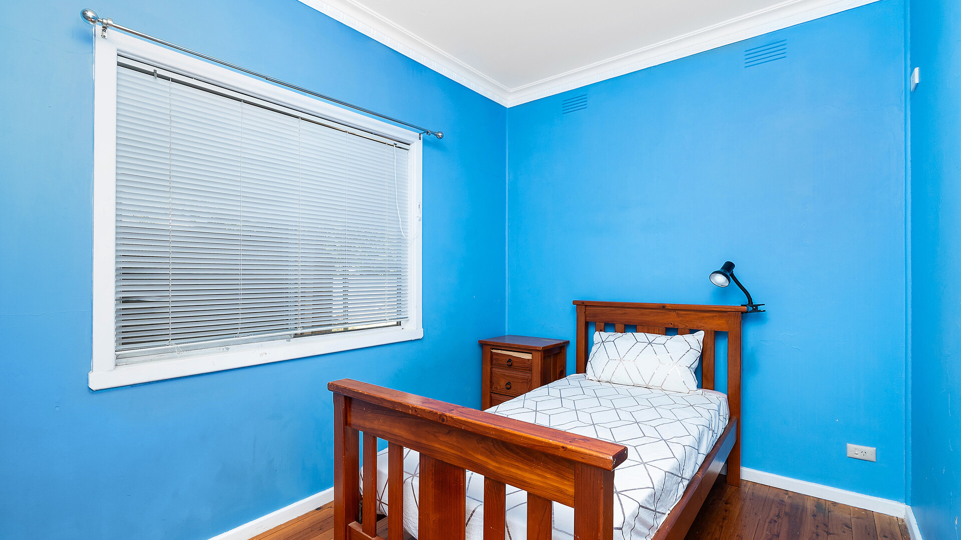 13 Seville Street, Leeton NSW 2705 - photo 12