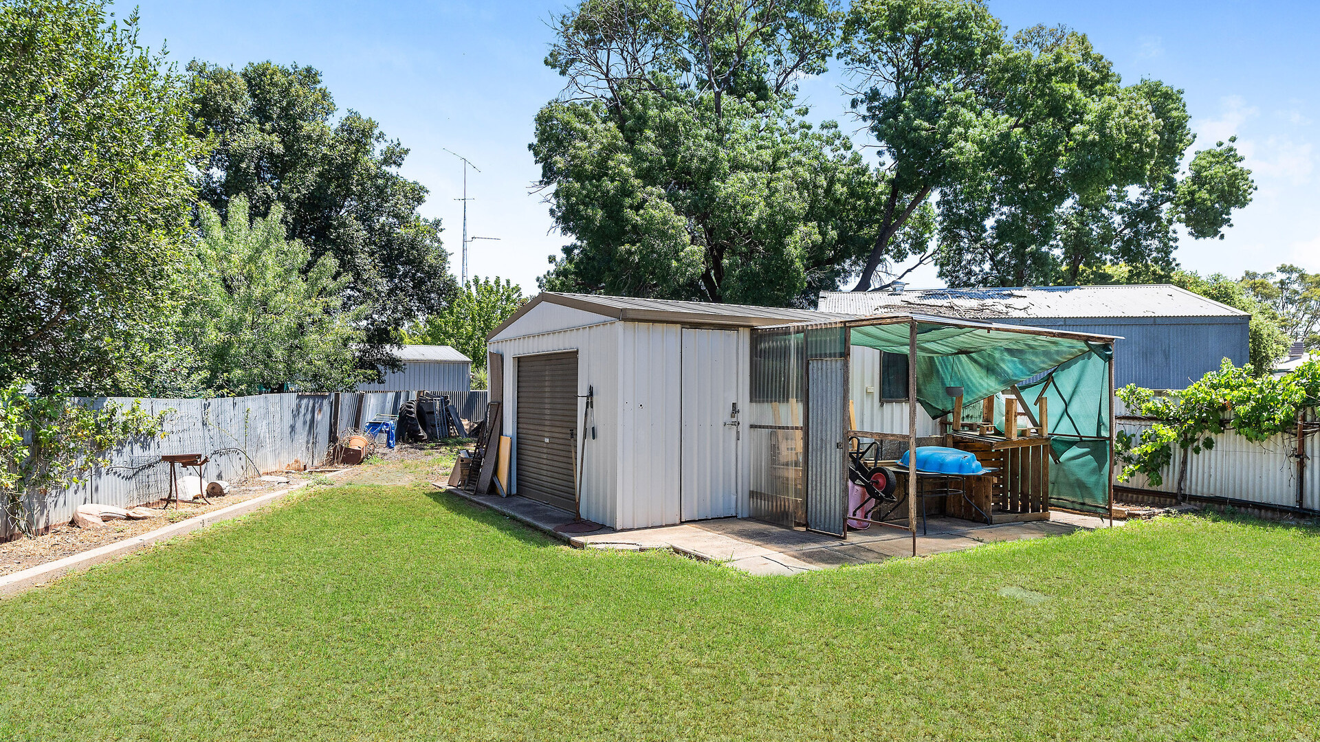 13 Seville Street, Leeton NSW 2705 - photo 18