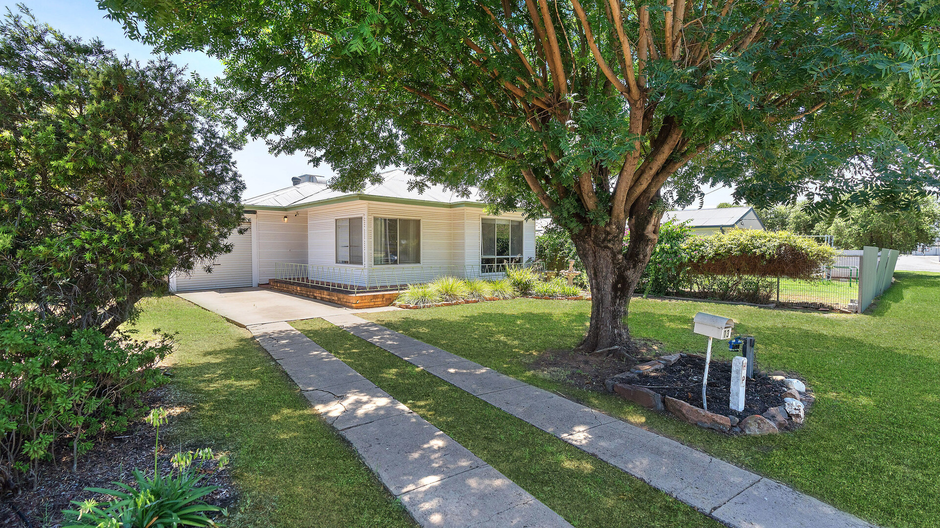13 Seville Street, Leeton NSW 2705 - photo 20