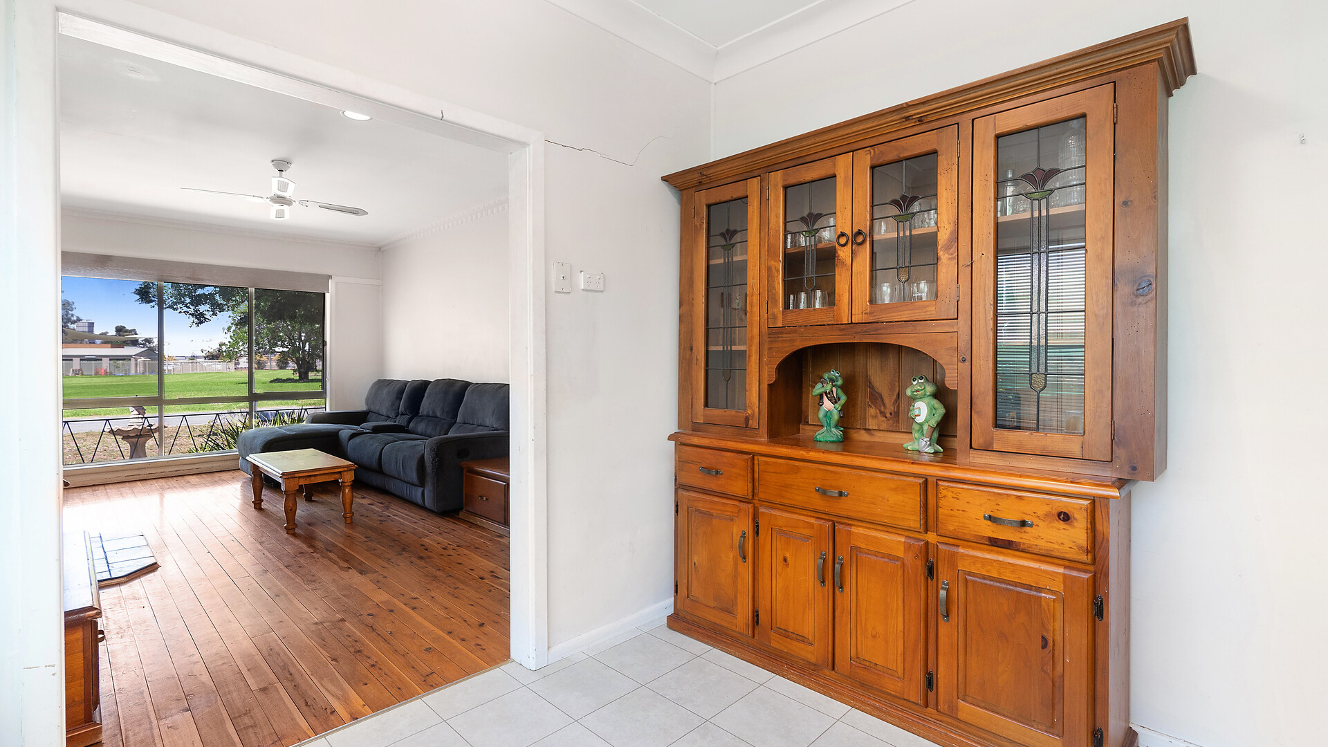 13 Seville Street, Leeton NSW 2705 - photo 8