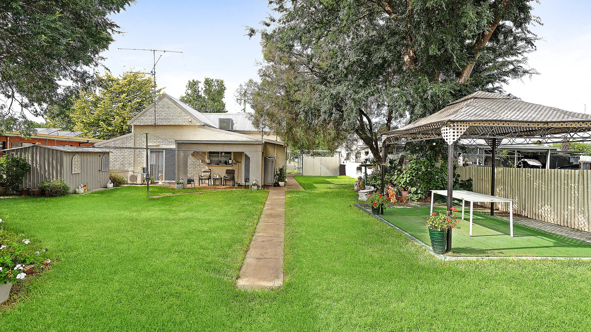27 Victoria Avenue, Narrandera NSW 2700 - photo 17