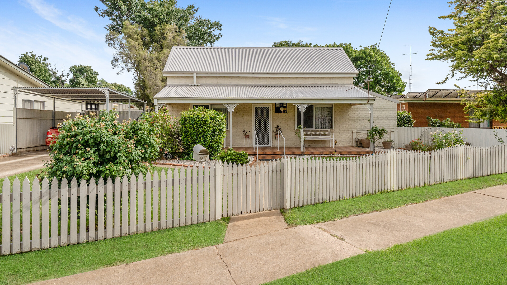 27 Victoria Avenue, Narrandera NSW 2700 - photo 20