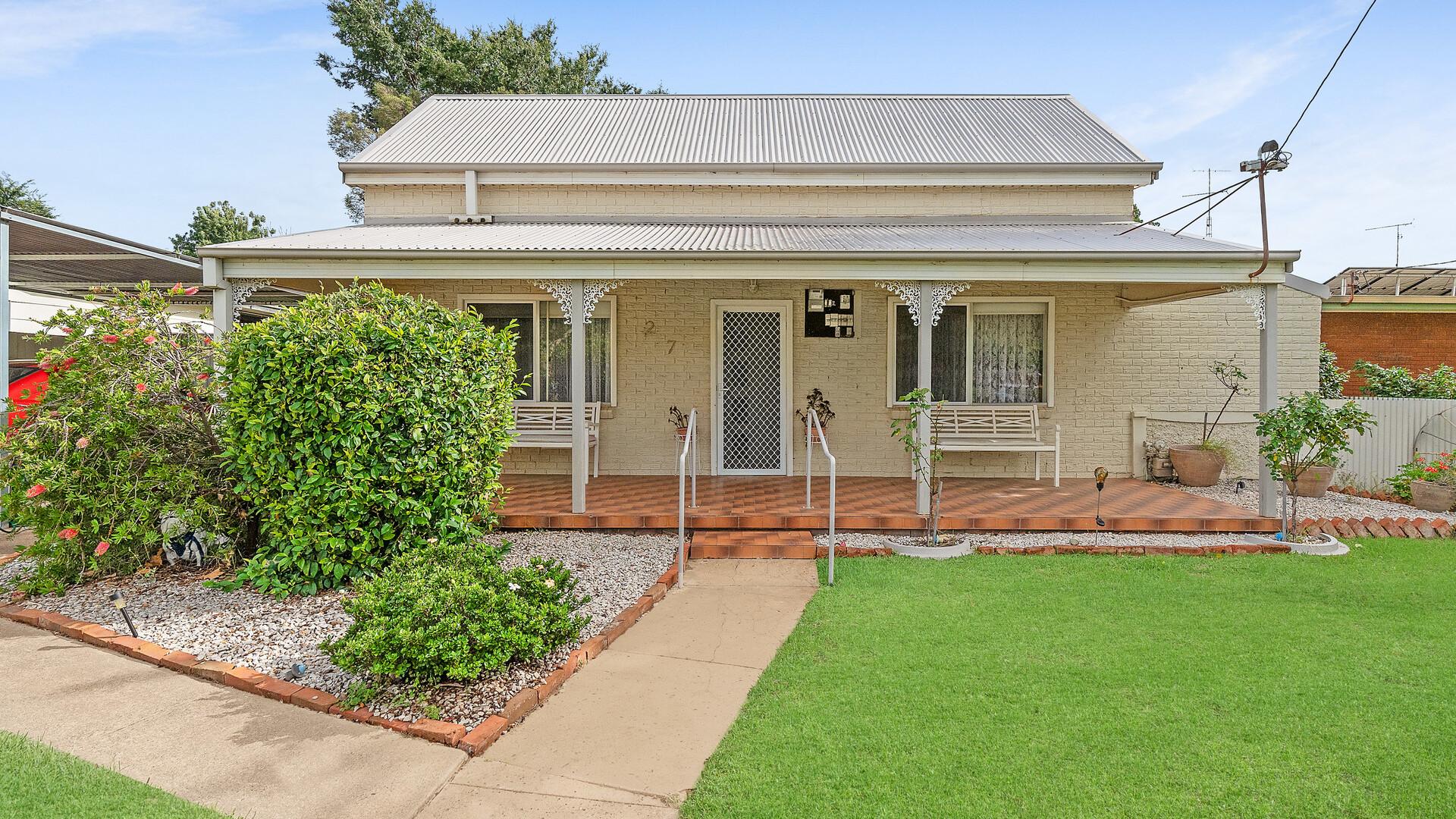 27 Victoria Avenue, Narrandera NSW 2700 - McGrath Riverina