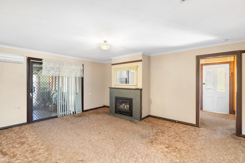4 Beckham Street, Narrandera NSW 2700 - photo 3