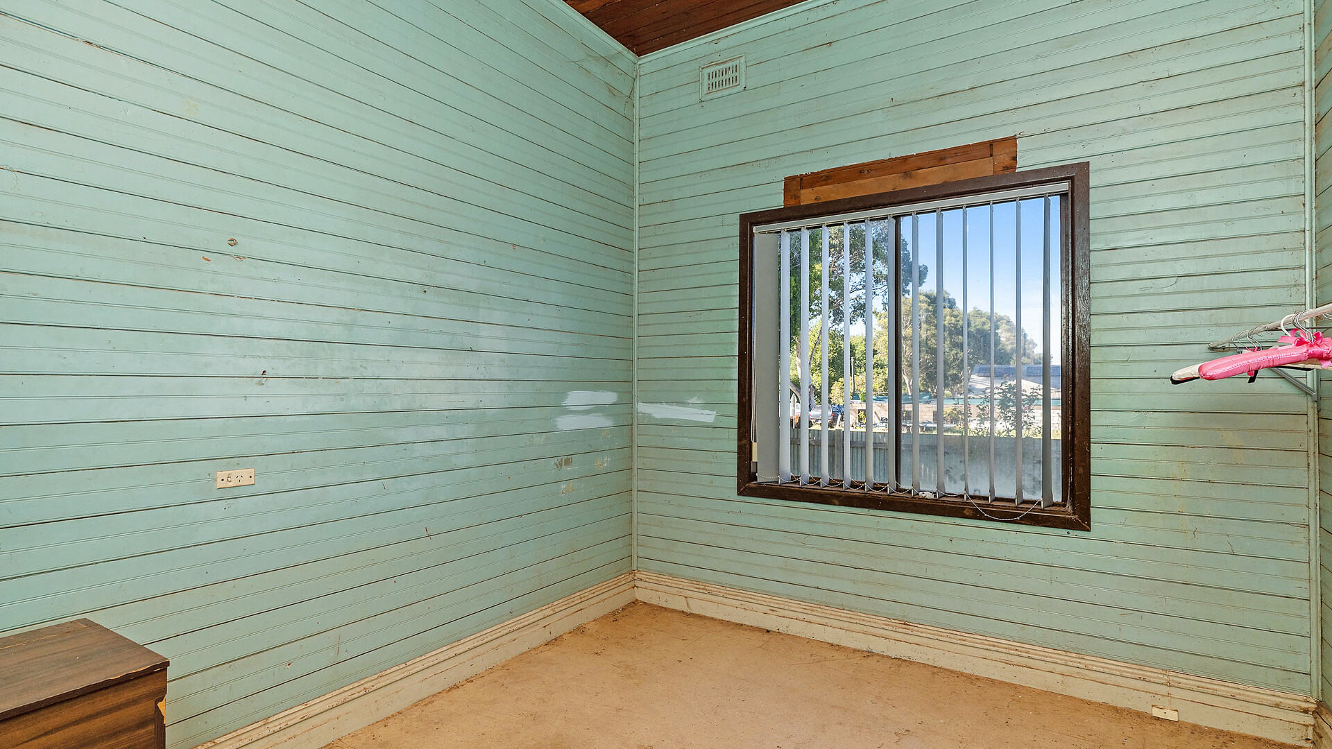 4 Beckham Street, Narrandera NSW 2700 - photo 8