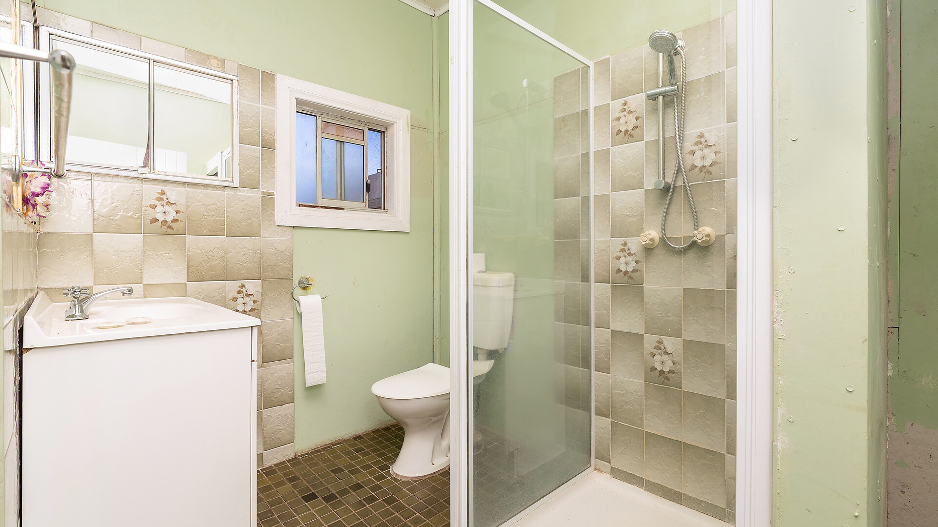 4 Beckham Street, Narrandera NSW 2700 - photo 9