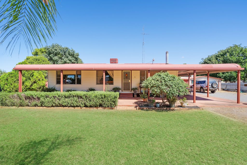 73 Binyah Street, Whitton NSW 2705 - McGrath Riverina