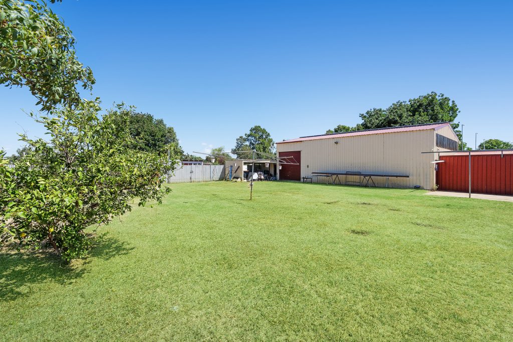 73 Binyah Street, Whitton NSW 2705 - photo 13