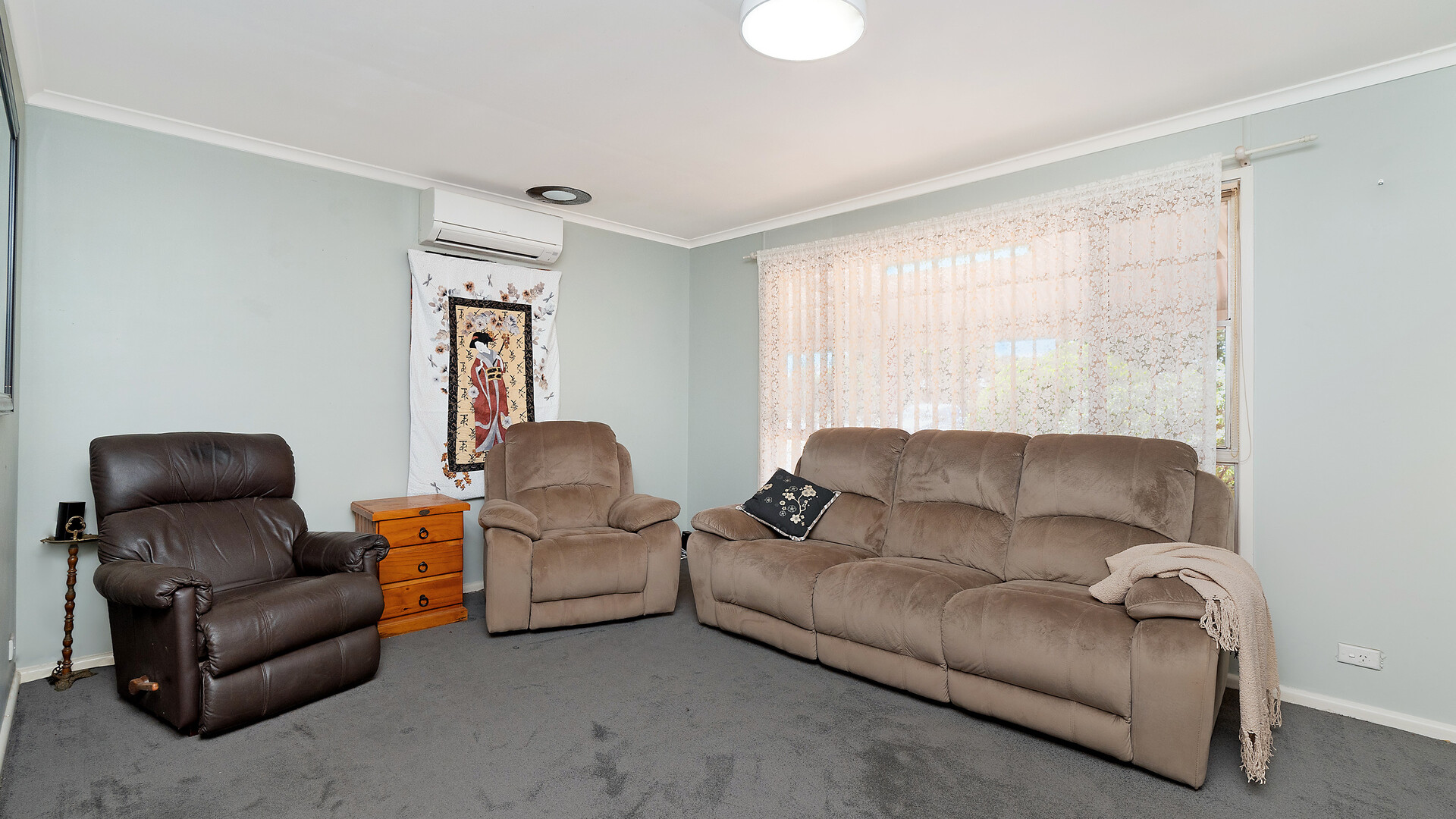 73 Binyah Street, Whitton NSW 2705 - photo 4