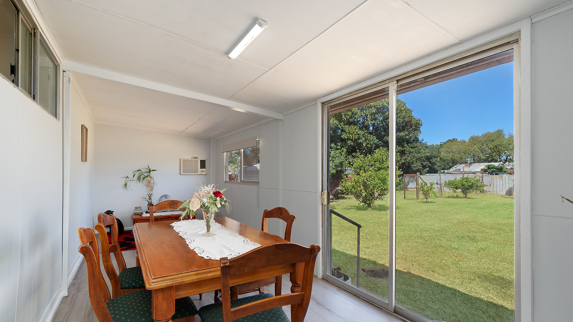 73 Binyah Street, Whitton NSW 2705 - photo 6