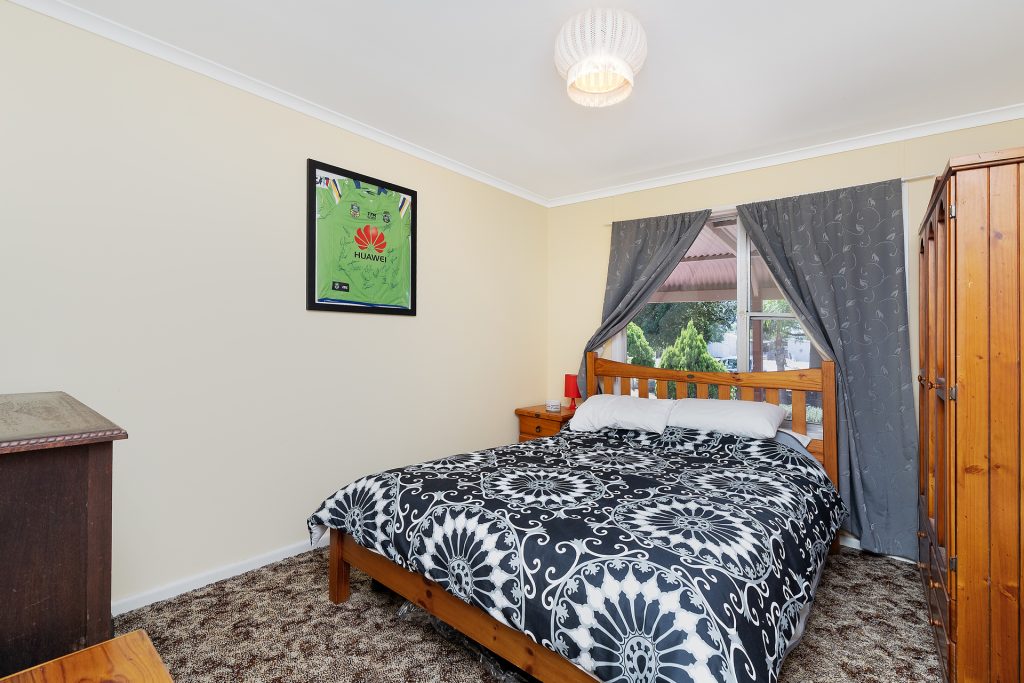 73 Binyah Street, Whitton NSW 2705 - photo 7