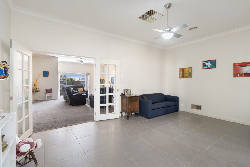 33-35 Acacia Avenue, Leeton NSW 2705 - photo 13