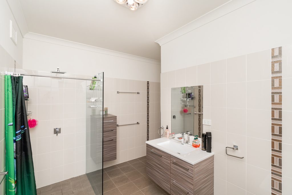 33-35 Acacia Avenue, Leeton NSW 2705 - photo 18
