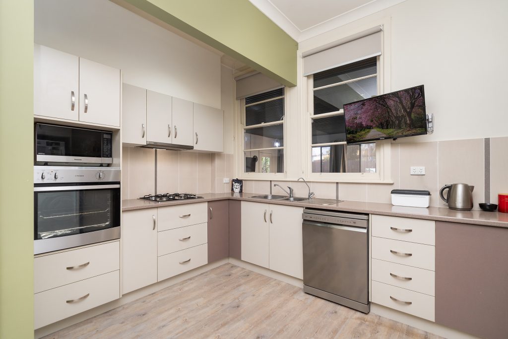 33-35 Acacia Avenue, Leeton NSW 2705 - photo 9