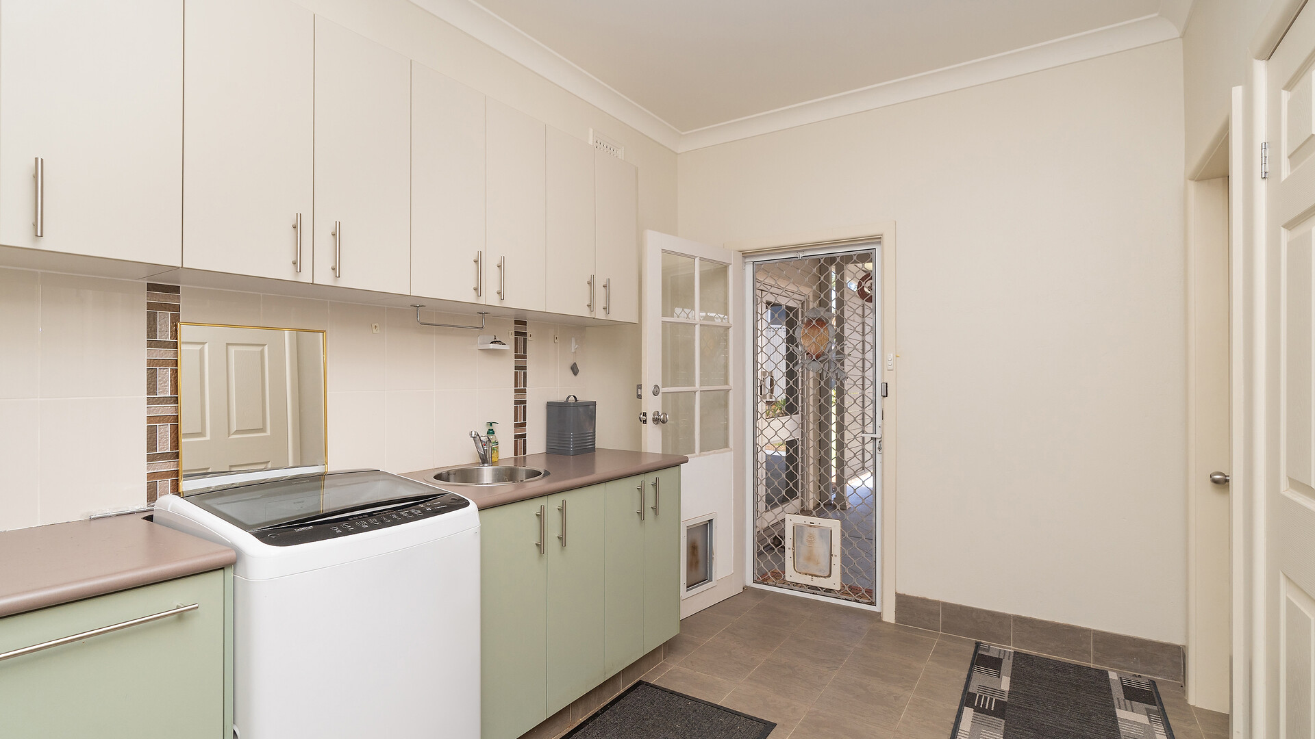 33-35 Acacia Avenue, Leeton NSW 2705 - photo 10