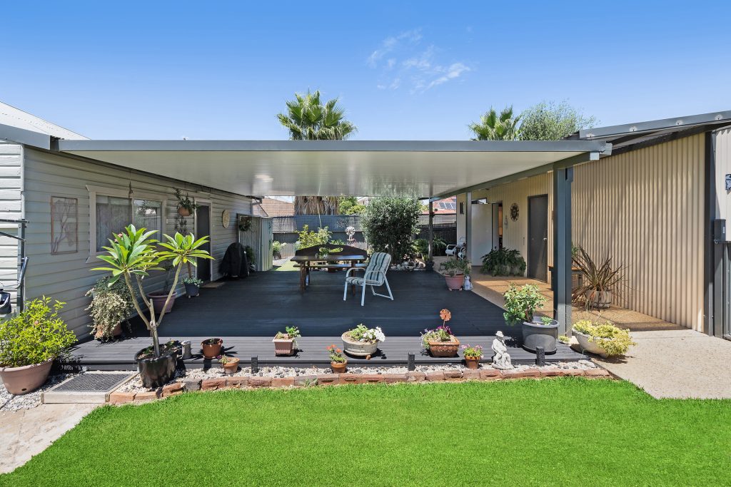 82 Crowley Street, Temora NSW 2666 - photo 2