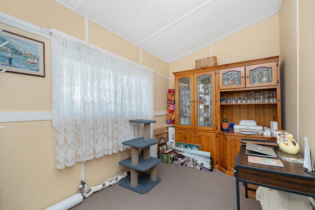 82 Crowley Street, Temora NSW 2666 - photo 12