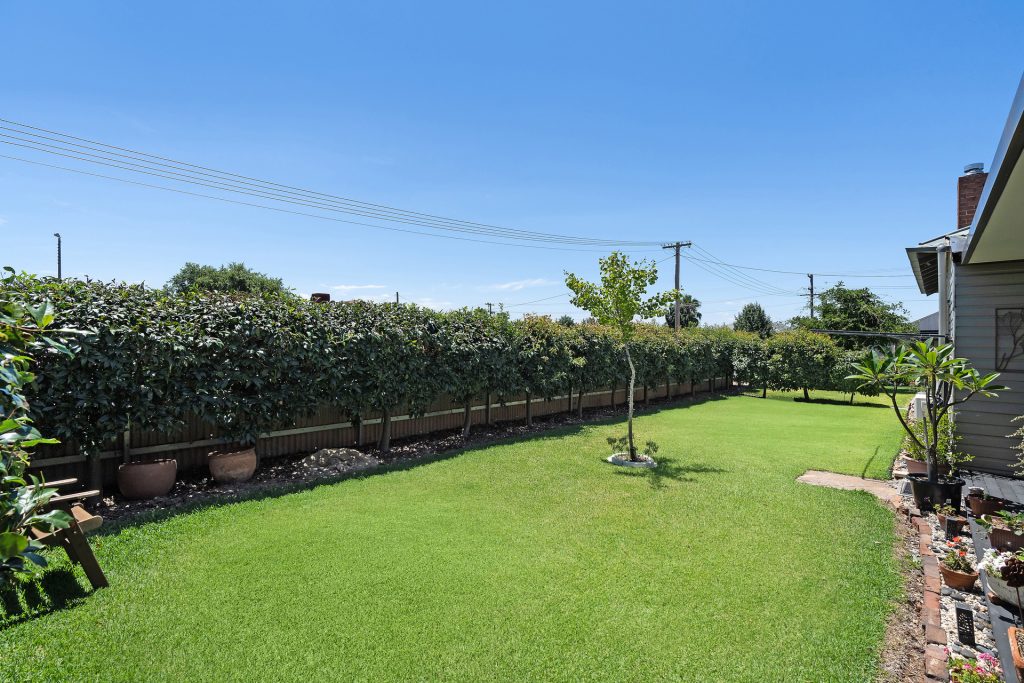 82 Crowley Street, Temora NSW 2666 - photo 17
