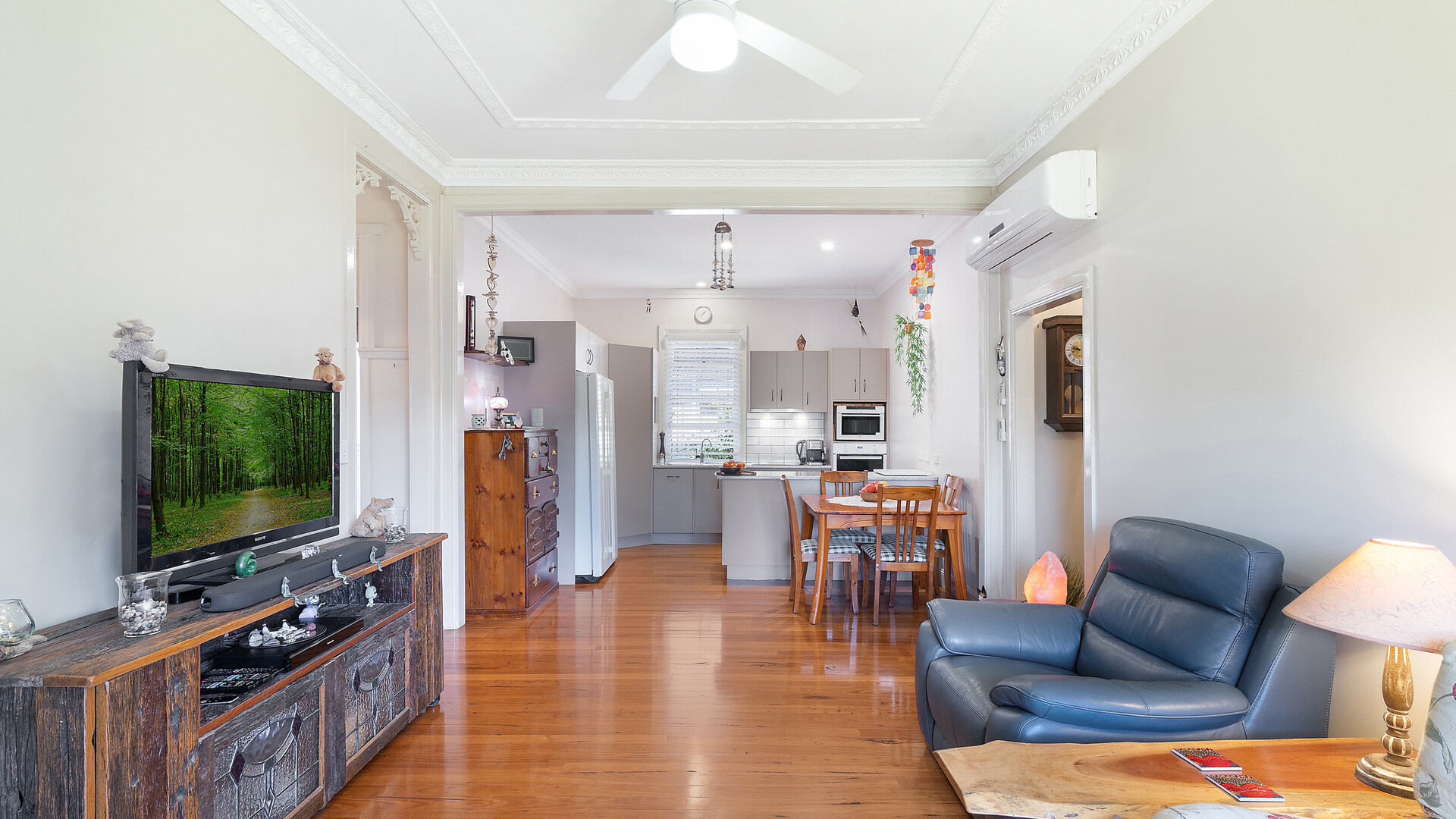 82 Crowley Street, Temora NSW 2666 - photo 3