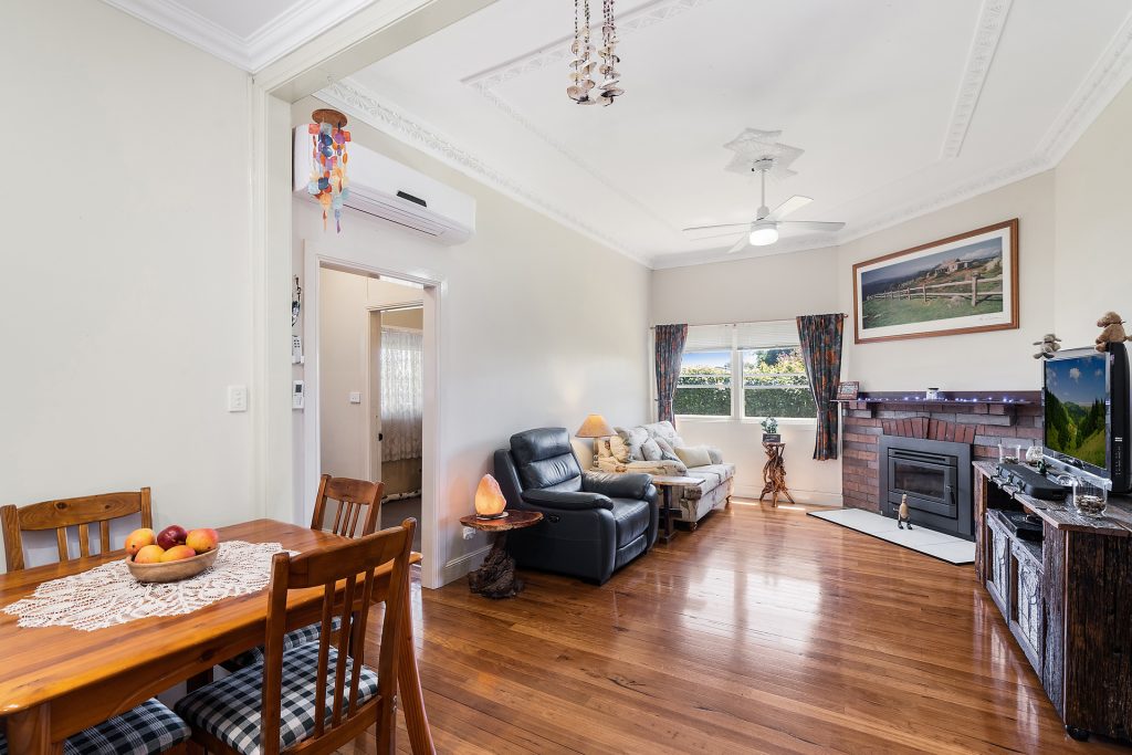 82 Crowley Street, Temora NSW 2666 - photo 7