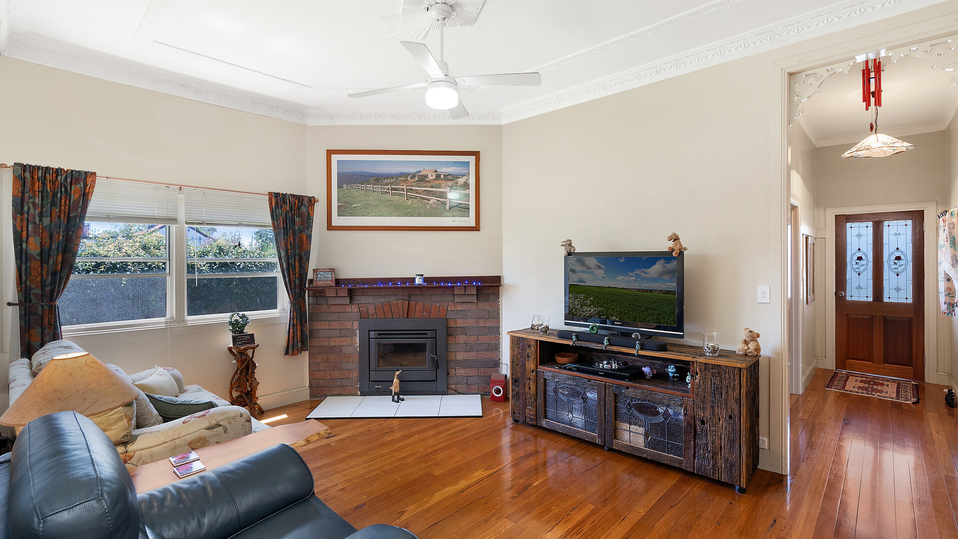 82 Crowley Street, Temora NSW 2666 - photo 8