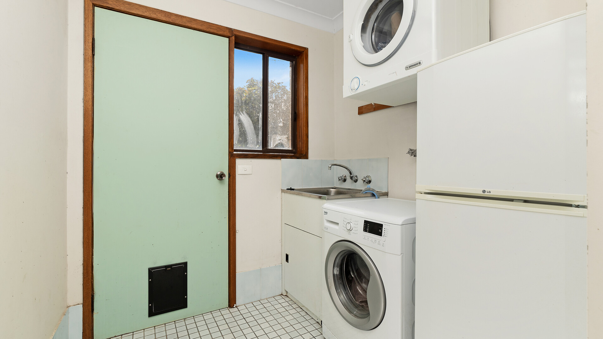 4/4 Maple Street, Leeton NSW 2705 - photo 12