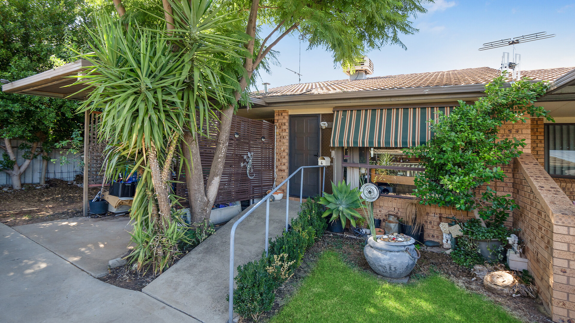 4/4 Maple Street, Leeton NSW 2705 - McGrath Riverina
