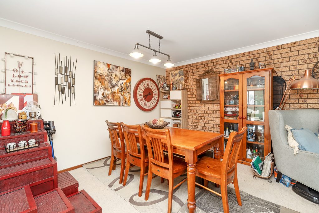 4/4 Maple Street, Leeton NSW 2705 - photo 3