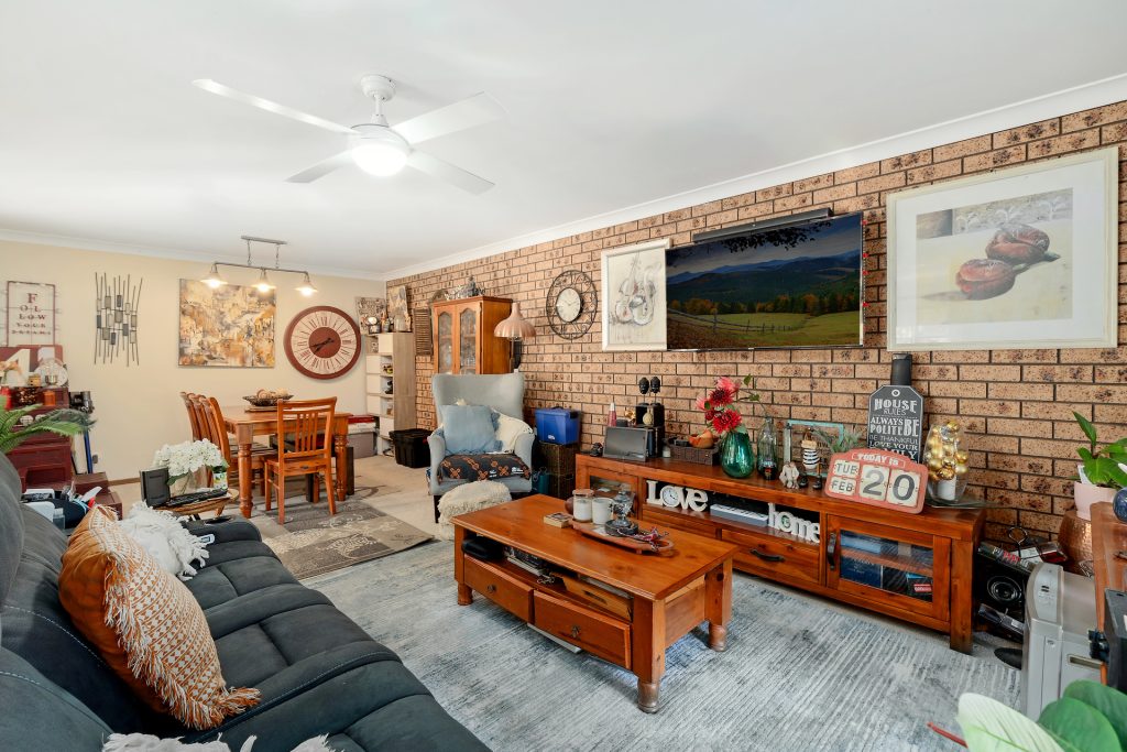 4/4 Maple Street, Leeton NSW 2705 - photo 4