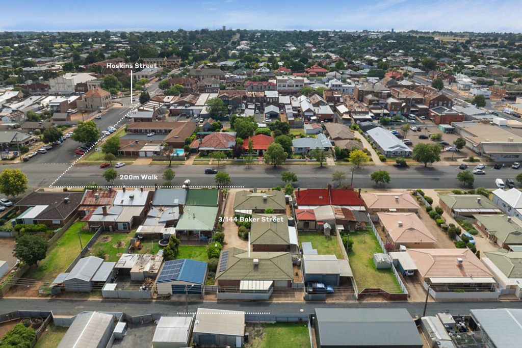 3/144 Baker Street, Temora NSW 2666 - photo 2