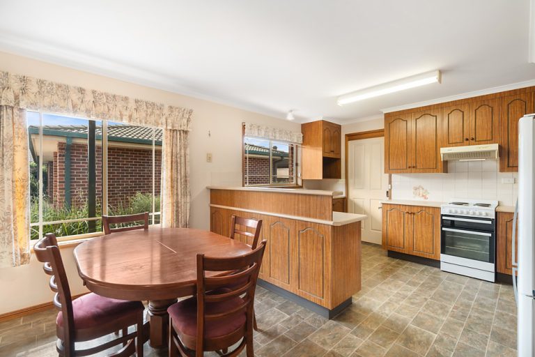 3/144 Baker Street, Temora NSW 2666 - photo 7