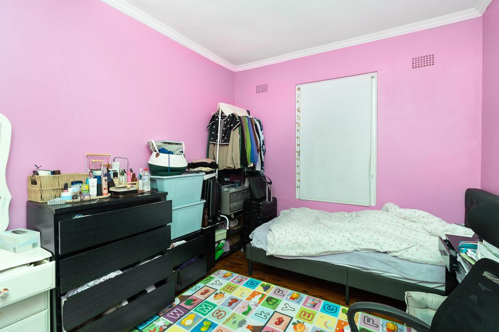 25 Bourke Street, Turvey Park NSW 2650 - photo 11