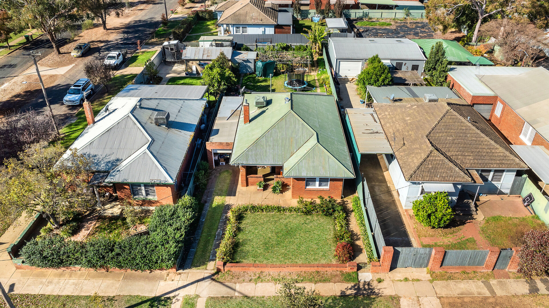 25 Bourke Street, Turvey Park NSW 2650 - photo 3