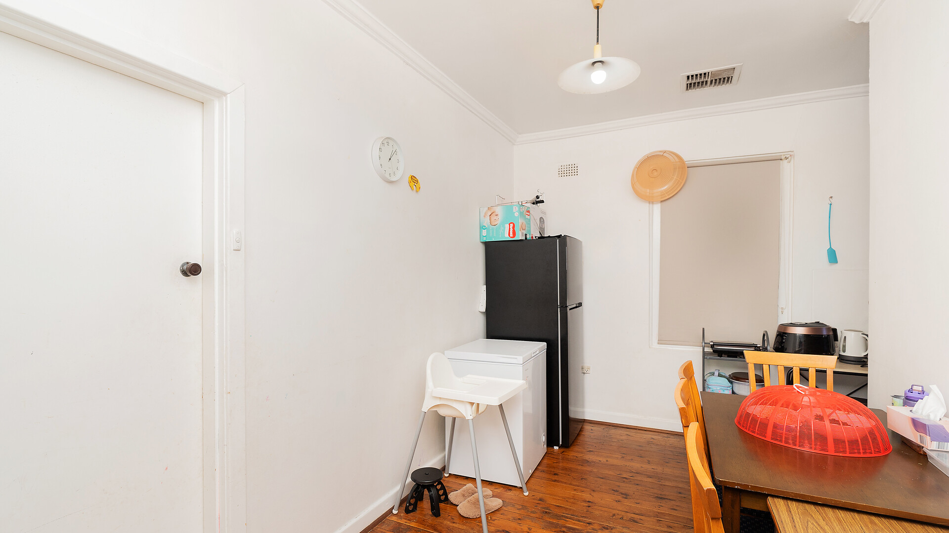 25 Bourke Street, Turvey Park NSW 2650 - photo 7