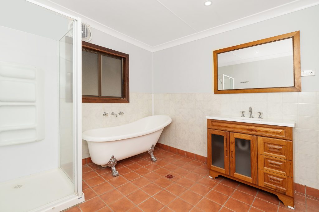 115 Aurora Street, Temora NSW 2666 - photo 11